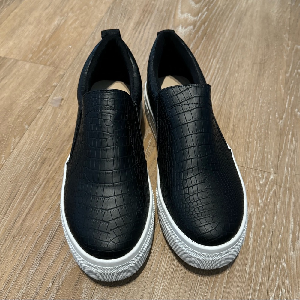 CROCODILE- EMBOSSED PLATFORM SLIP ON SNEAKERS